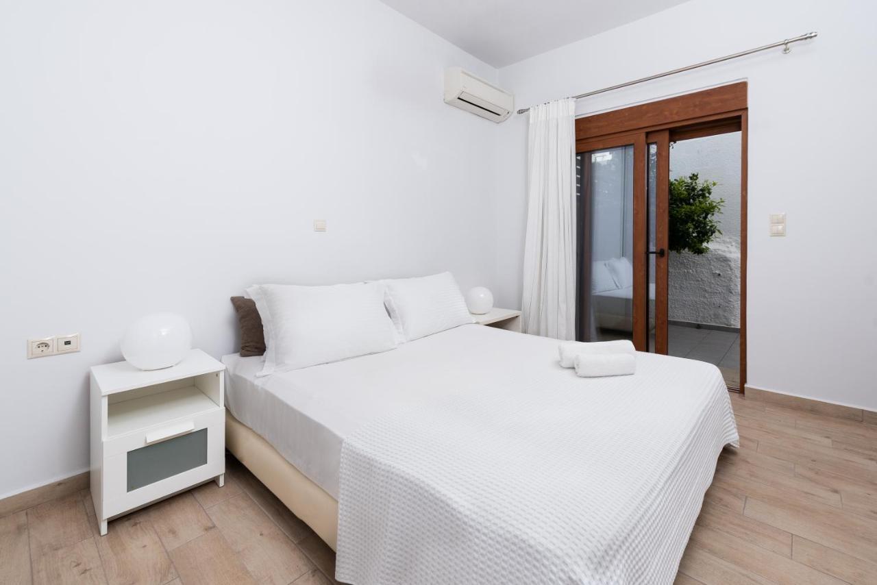 Ritas Modern In-City House Rhodes City Buitenkant foto